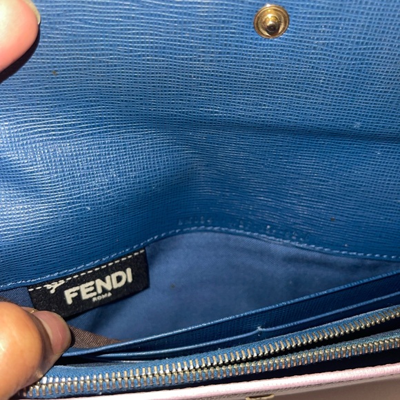 Pink Wallet - Picture 7 of 9